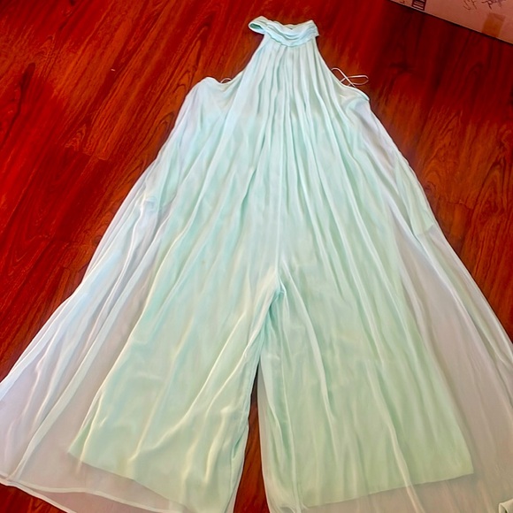 Wide leg Chiffon romper w/pockets - Picture 2 of 5